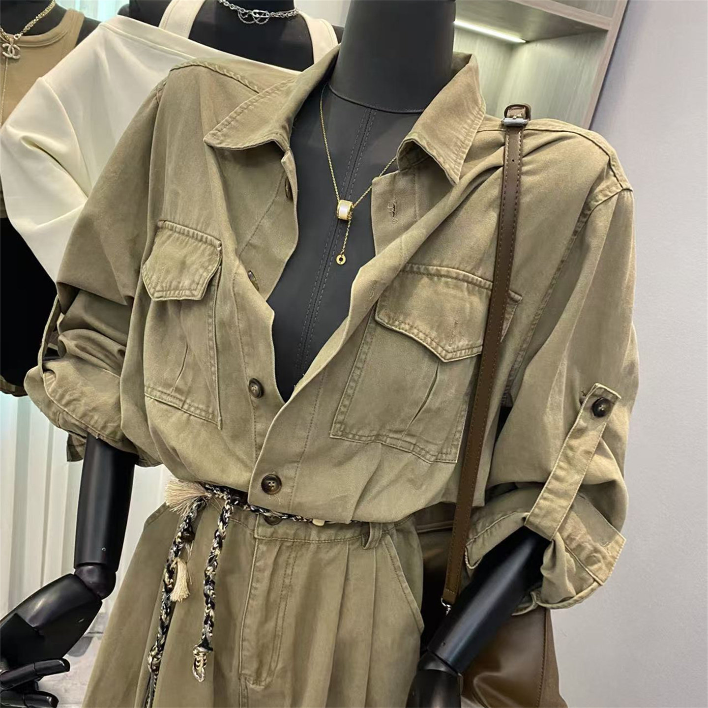 韩版2025新款气质绿色工装连体裤慵懒街头风阔腿裤长裤子连身衣潮 - 图2