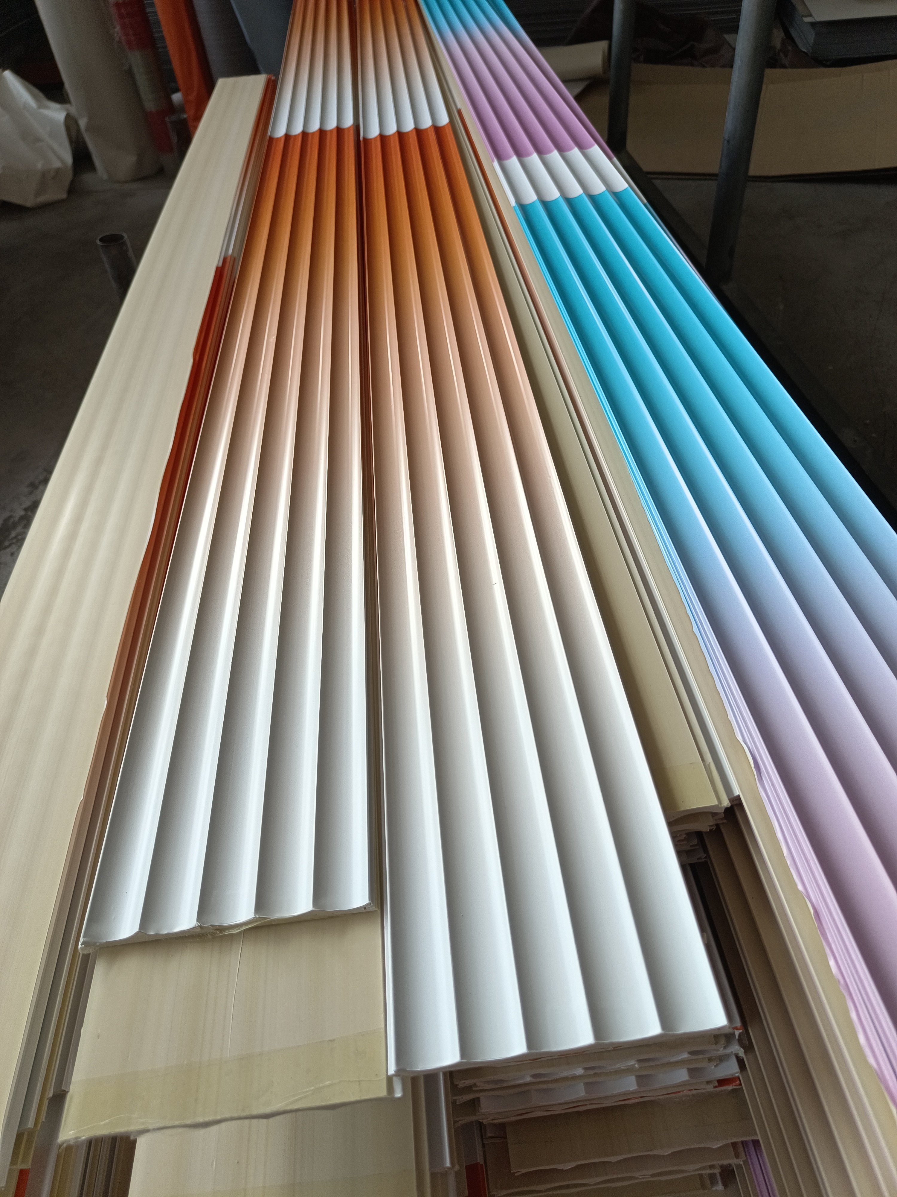 渐变格栅板定制碳晶板防撞板竹木纤维饰面护墙板背景墙格栅板厂家,淘宝优惠券,粉丝福利购,淘宝优惠卷