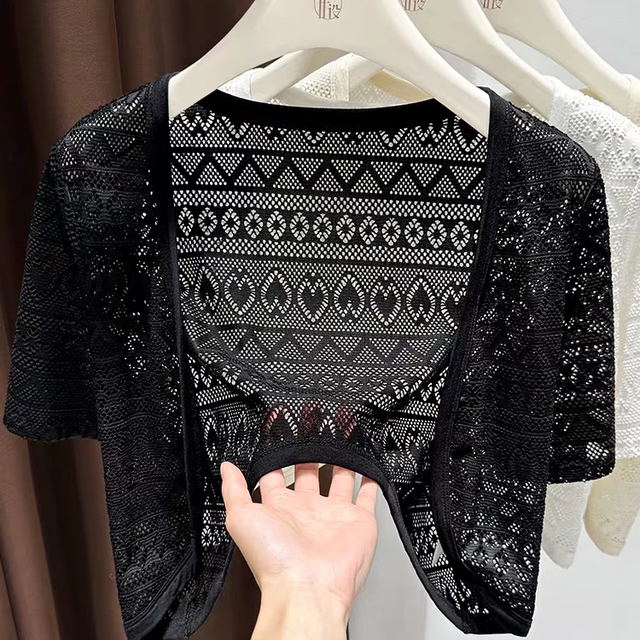 Hollow lace ປ້ອງກັນແດດ cardigan ແບບບາງໆມີ suspenders ສໍາລັບນອກ