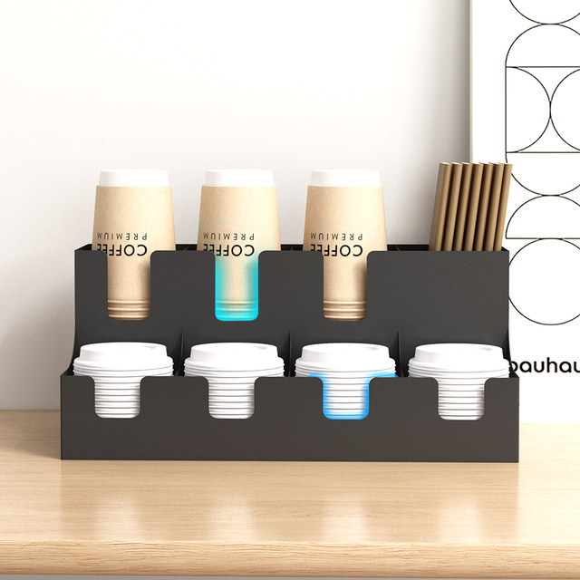 Disposable cup paper cup storage stand at the milk tea shop bar