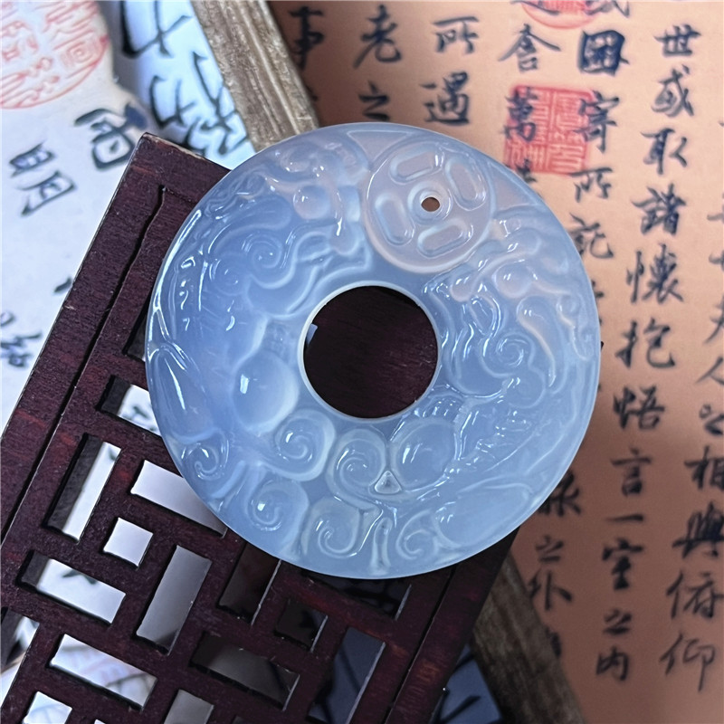 天然岫玉冰种仿古貔貅平安扣吊坠保真男女款民族风玉石挂件送礼物,淘宝优惠券,粉丝福利购,淘宝优惠卷