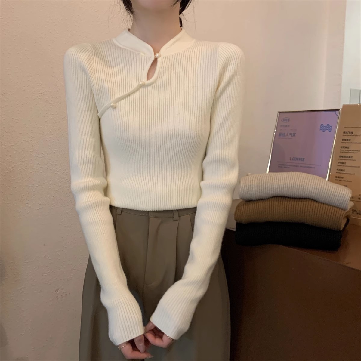 国风半高领简约时尚毛衣女秋冬新款设计感小众紧身套头内搭打底上 - 图0