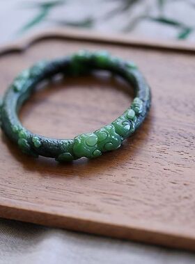 《春风又绿江南岸》天然和田玉俄料老料黑皮碧玉精雕如意手镯57圈