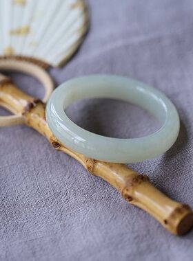 《天阶夜色凉如水》天然和田玉青海老料蜂蜜水冰润手镯53圈