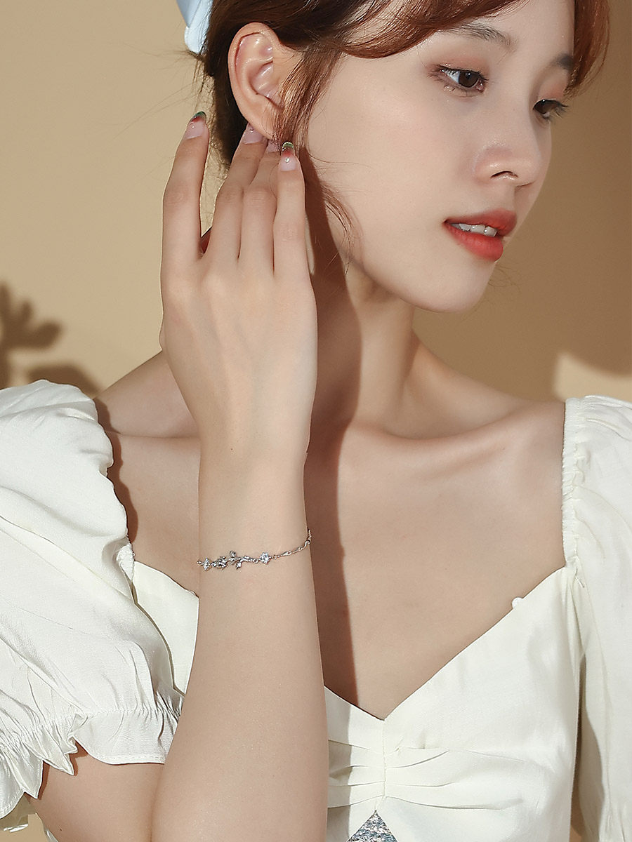 S999足银小王子玫瑰花手链女生款小众手镯三八妇女节礼物送女朋友