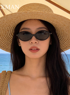 时尚新款海边墨镜女款高级感旅游拍照神器方圆脸防紫外线眼镜