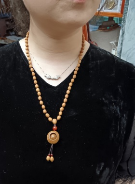 国产凤眼菩提酸枣核长串野生桃核打磨转运珠吊坠脖挂