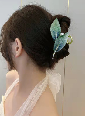 洋气新中式抓夹轻奢刺绣树叶