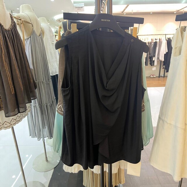 MOOTEA Lyocell Swing Collar ເສື້ອຍືດຜູ້ຍິງສີຂາວ