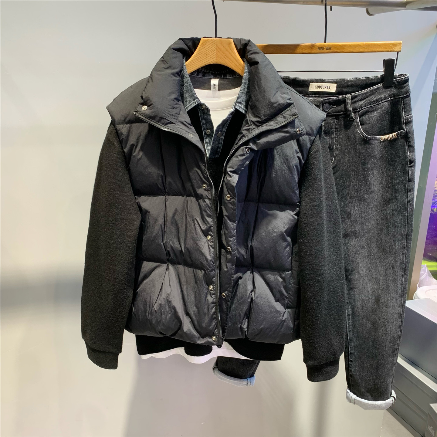 户外工装高品质鸭绒立领羽绒马甲2025冬季男士外穿加厚保暖背心潮 - 图0