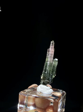 巴西西瓜碧玺巴基斯坦粉萤石摆件