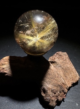 稀有收藏级天然水晶球摆件