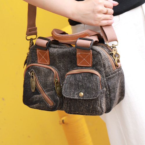个性水洗牛仔手提包多口袋轻奢潮流布包简约通勤美式复古男女斜挎 - 图1