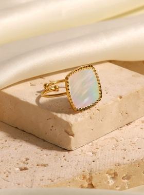 INS网红18K镀金法式不锈钢镶嵌白色贝母开口戒指新款摩登潮流指环