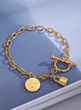 不锈钢！欧美时髦锁头线条人像手链OT扣青春潮流感锁硬币钛钢手环