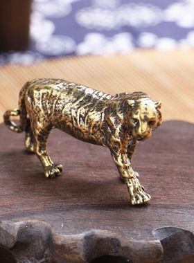 黄铜实心十二生肖转运老虎摆件复古做旧虎虎生威茶宠装饰把件