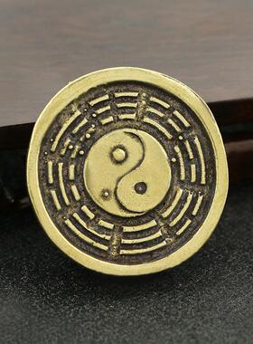 收藏品古铜摆件八卦双牛扭转乾坤摆件复古实心纯黄铜古玩手把件