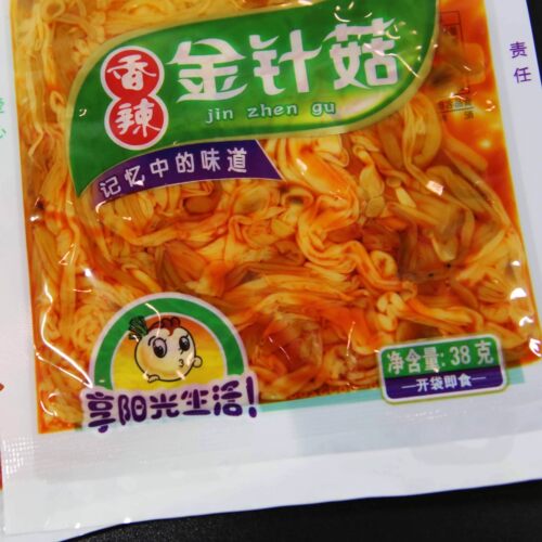 四川特产 一碟香金针菇 香辣可口 爽滑开胃 M多寿司专用 38g/包 - 图2