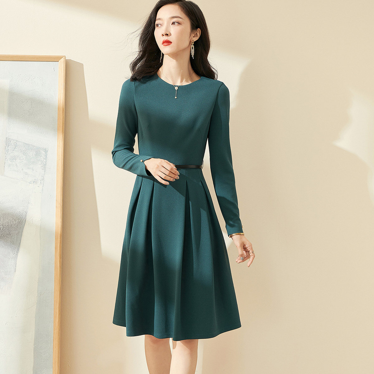 米思阳2022春季新款轻熟风连衣裙 思阳服饰连衣裙