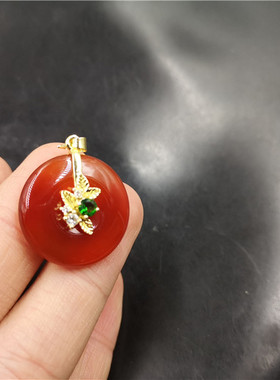 玉器925银毫米平安扣红色吊坠