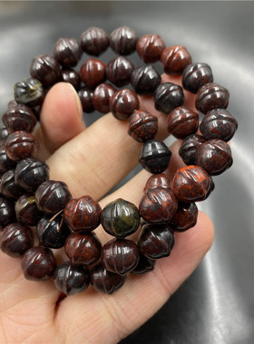 红伊丁小铃铛手链鸡血石