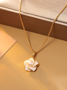 STINA高级感立体简约淡水珍珠项