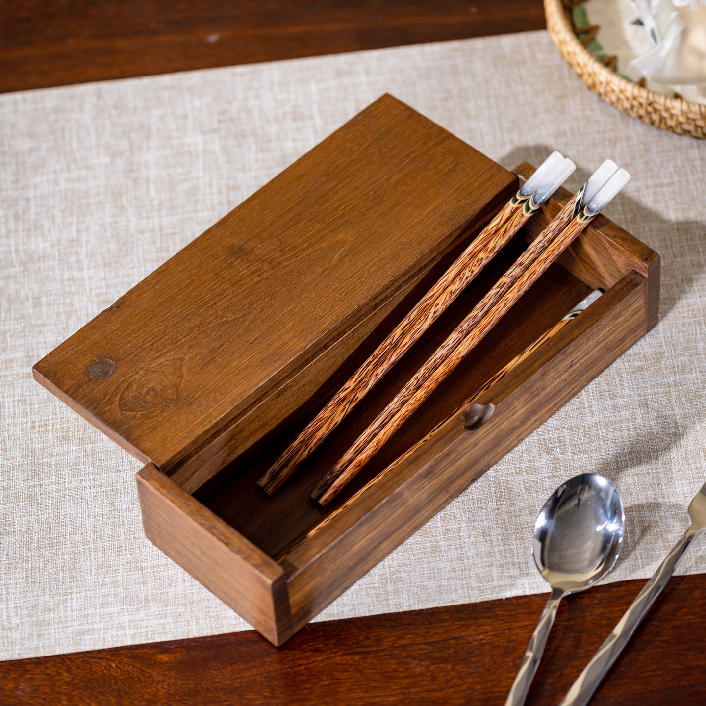 泰国实木筷子盒家用高档木质收纳盒长方形带盖首饰盒创意桌面摆件,淘宝优惠券,粉丝福利购,淘宝优惠卷