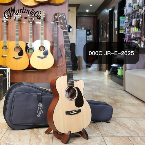 Martin马丁 DJR DJRE StreetMaster 000CJR 2025全单电箱民谣吉他 - 图1