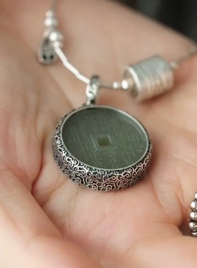 山鬼花钱吊坠五帝钱项链女配件仿和田玉藏银錾刻钥匙扣后视镜挂饰