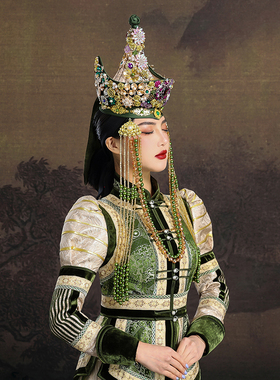 原创蒙古族女士绿色重工帽子质感流苏内蒙古民族舞蹈演出走秀帽子