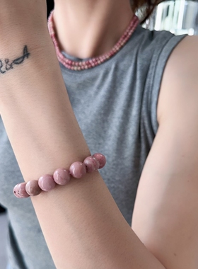 粉花珠手链小众新中式串珠裸肉粉色珠串弹力国风珠珠配饰