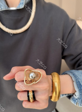 高级感珠珠戒指复古风时尚金色大指环开口可调节气质配饰