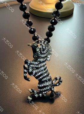 复古风斑马项链黑色串珠小众高级感彩色链