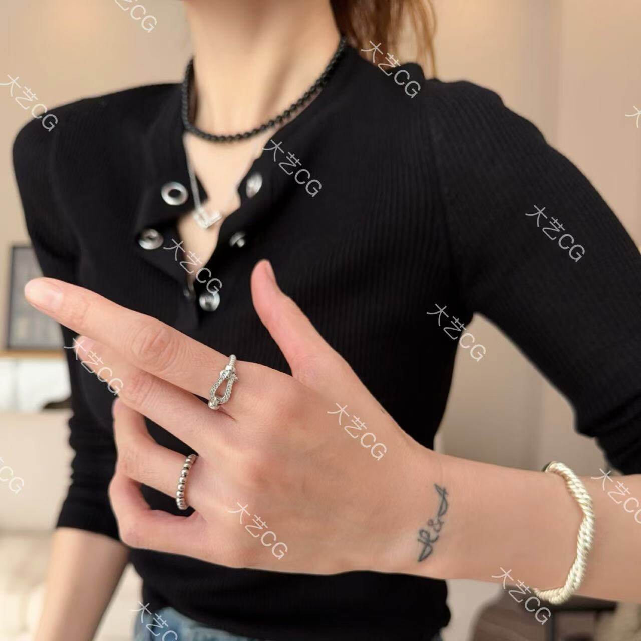 Sterling silver ring, versatile and high-end, 925 silver ring, thin ring opening, adjustable commuting accessory