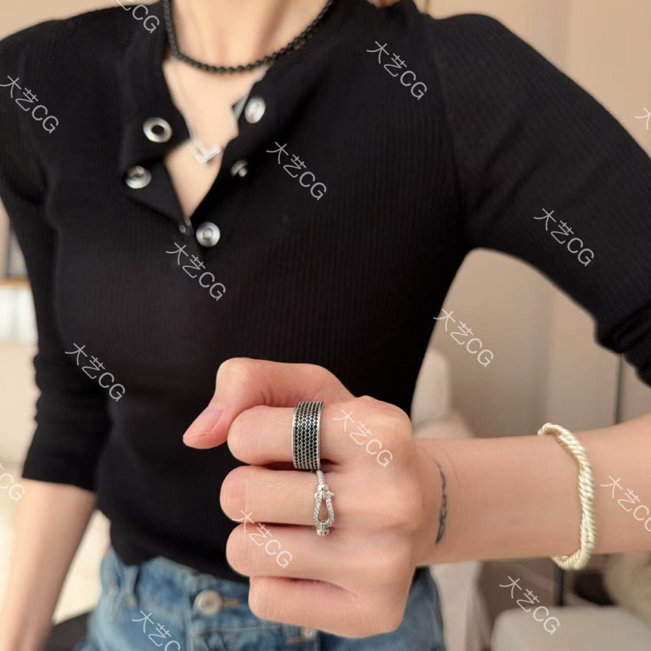 Sterling silver ring, versatile and high-end, 925 silver ring, thin ring opening, adjustable commuting accessory