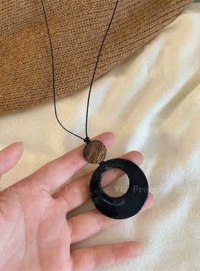 黑绳圆环吊坠长款项链女新中式设计高级毛衣链小众简约卫衣链配饰