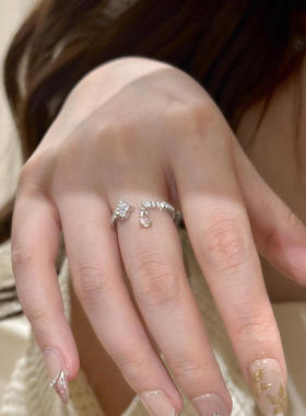 四叶花露珠~开口闪钻水滴吊坠戒指轻奢气质高级感开口戒