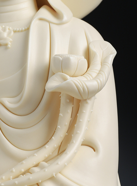 陶瓷自在观世音菩萨像摆件大师瓷