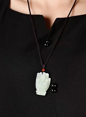 和田玉伸手来财吊坠白玉财神爷挂件掌中有财招财佛手男女玉佩项链