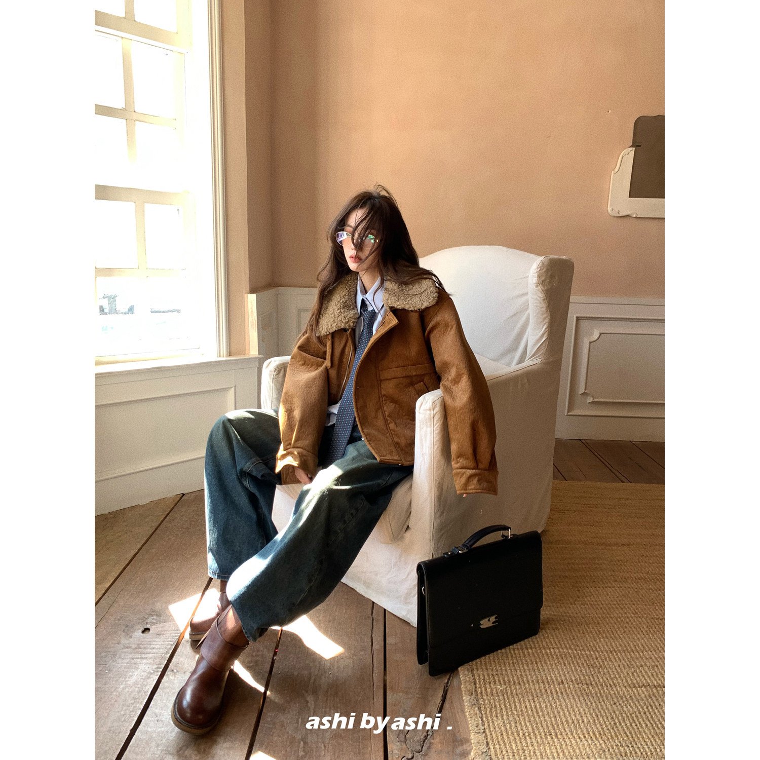 大于诗集 落日大道 翻领工装短款毛领夹克外套女焦糖色麂皮pu棉服,淘宝优惠券,粉丝福利购,淘宝优惠卷