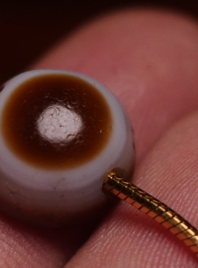 【藏传老板珠】羊眼珠保真保老2000年 非 至纯天珠措思蚀花PYU珠