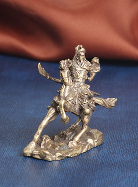 复古典藏国风艺术黄铜摆件古法手工匠作骑马关羽桌面武圣关公文玩