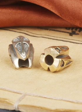 纯黄铜复古法手工匠作旧典藏艺术十字盾EDC刀坠盾牌伞绳坠隔珠串