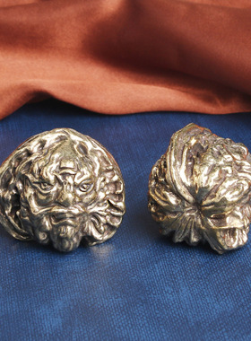 复古典藏国风艺术黄铜摆件古法手工匠作钟馗核桃文玩健身球手把件