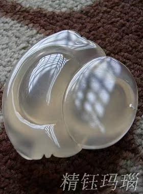 马达加斯加玉髓佛公晶莹剔透吊坠