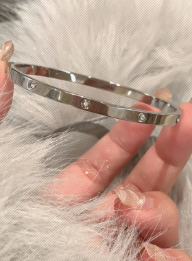 简约百搭钛钢不掉色锆石手镯女