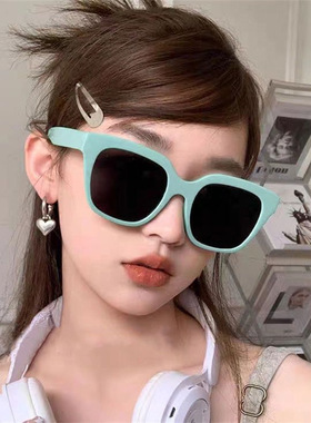 个性大方框遮阳街拍防紫外线凹造型复古显瘦粉色太阳眼镜浅绿墨镜