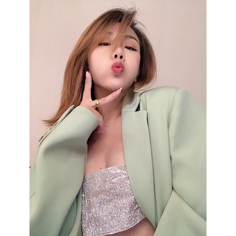 小众ins闪耀镶水钻石吊带抹胸 全满钻亮晶晶片圣诞节内搭短款背心,淘宝优惠券,粉丝福利购,淘宝优惠卷