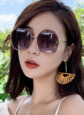 新款韩版潮太阳镜女潮方形个性