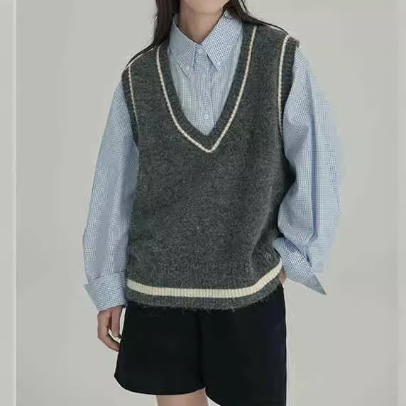HAVERICE饭馆 学院女孩 清冷文艺复古长羊毛混纺针织马甲背心 - 图2